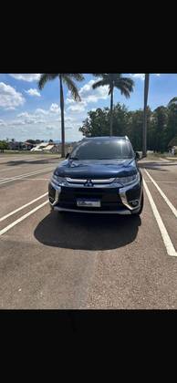 MITSUBISHI OUTLANDER 3.0 GT 4X4 V6 24V GASOLINA 4P AUTOMÁTICO